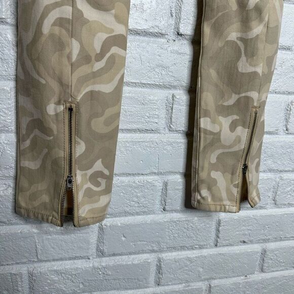 J McLaughlin Baxter Tan Camo Mid Rise Slim Fit Moto Jeans Zipper size 8 - Picture 6 of 7